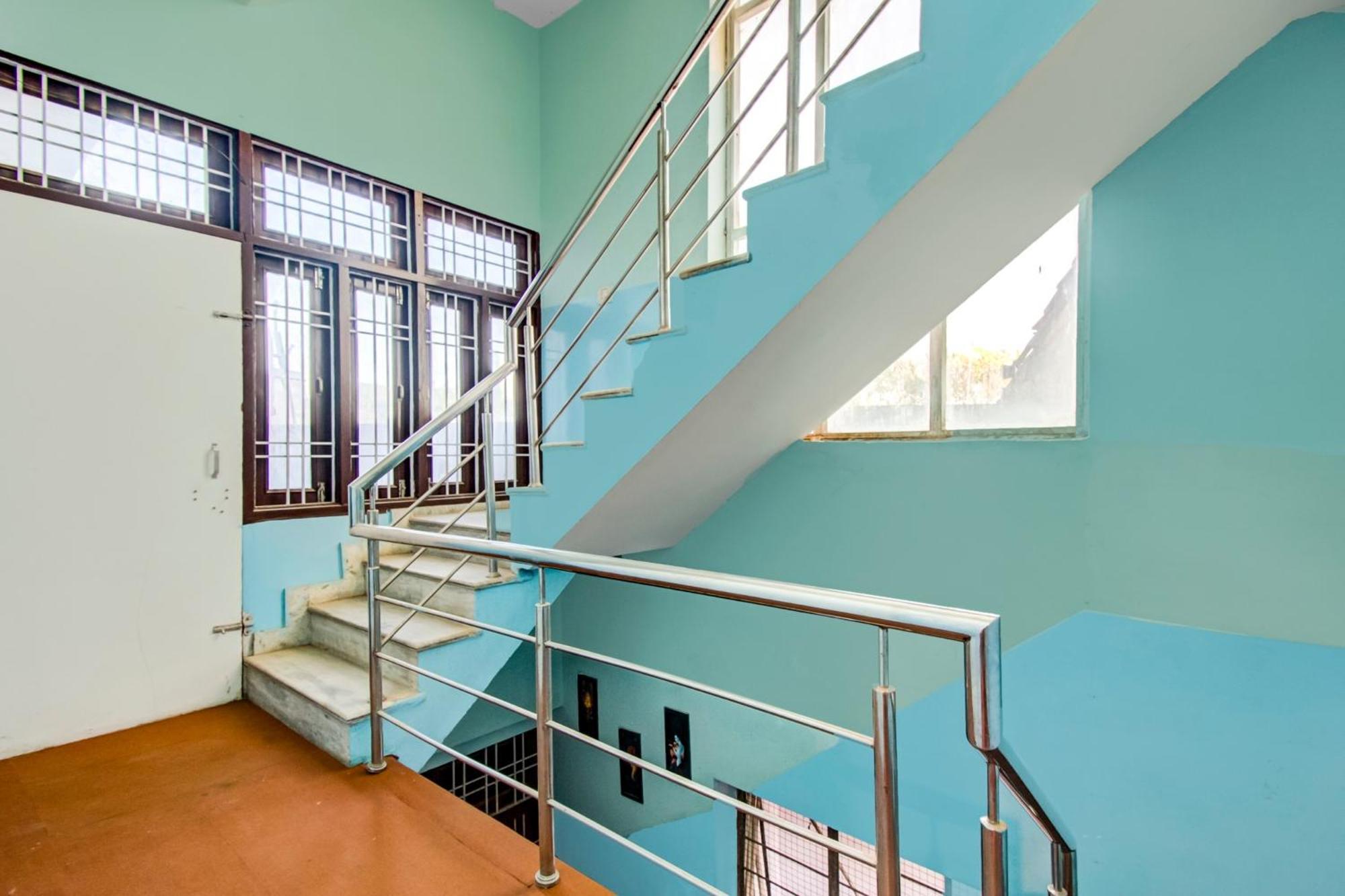 Oyo Flagship 81130 Vanya Guest House Divisione di Divisione di Jaipur Esterno foto