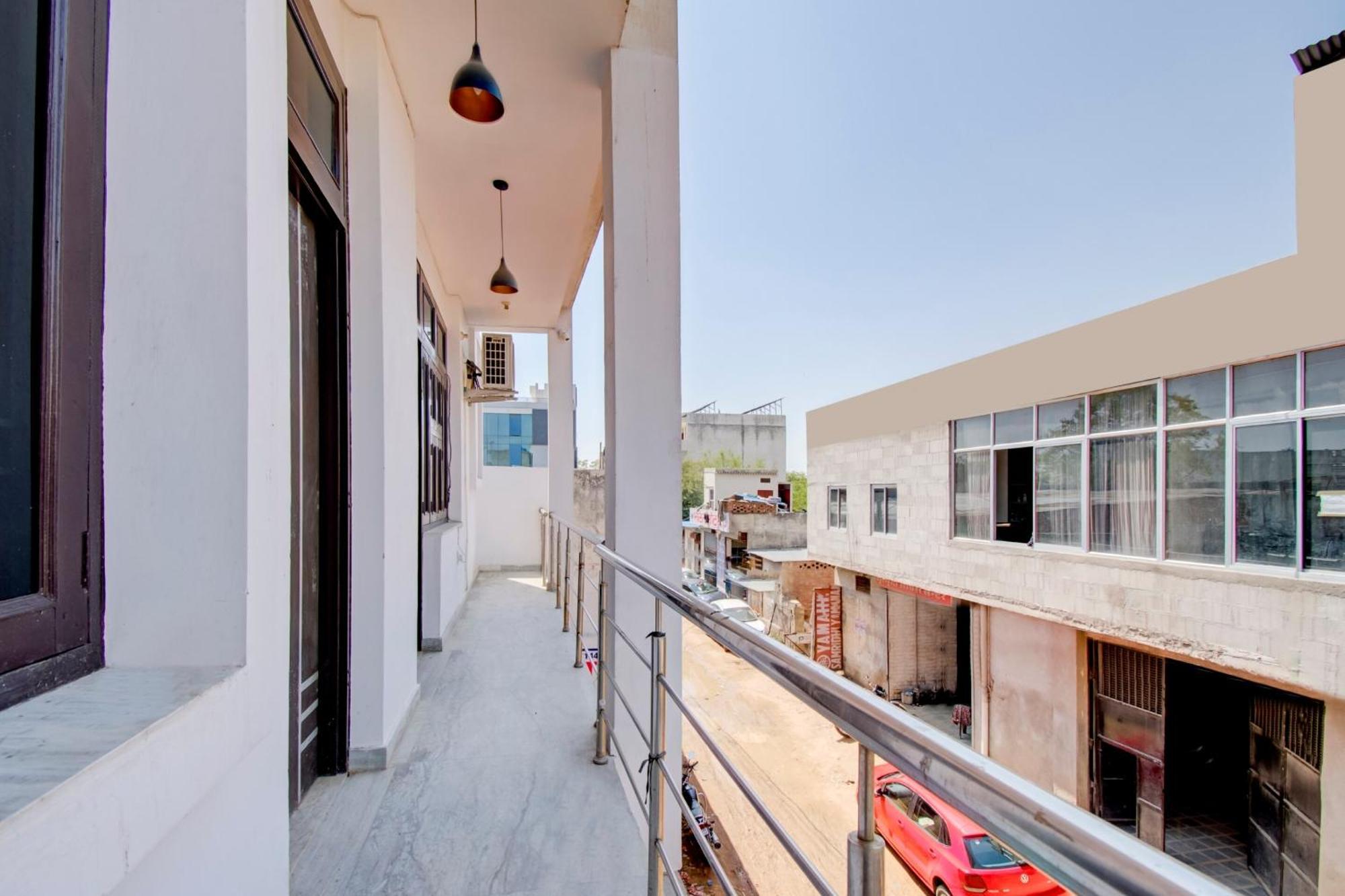 Oyo Flagship 81130 Vanya Guest House Divisione di Divisione di Jaipur Esterno foto
